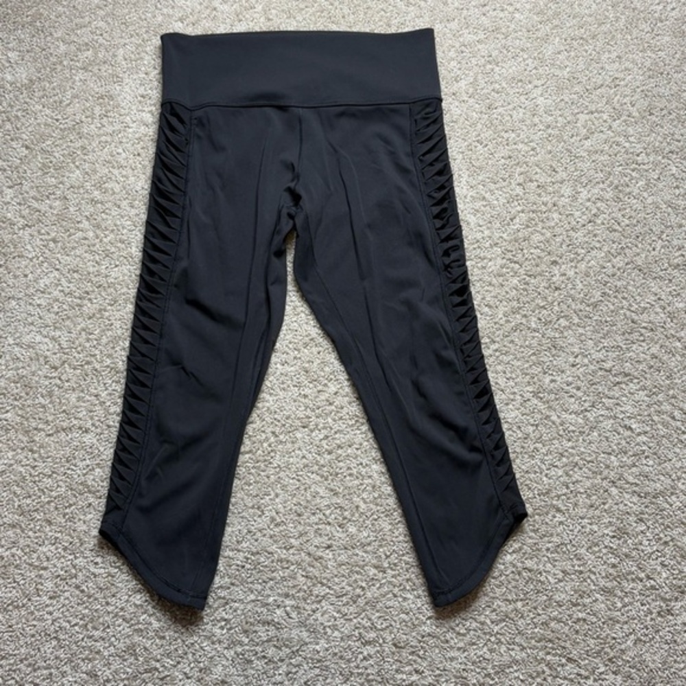 Lululemon Ready Set Go High-Rise Crop